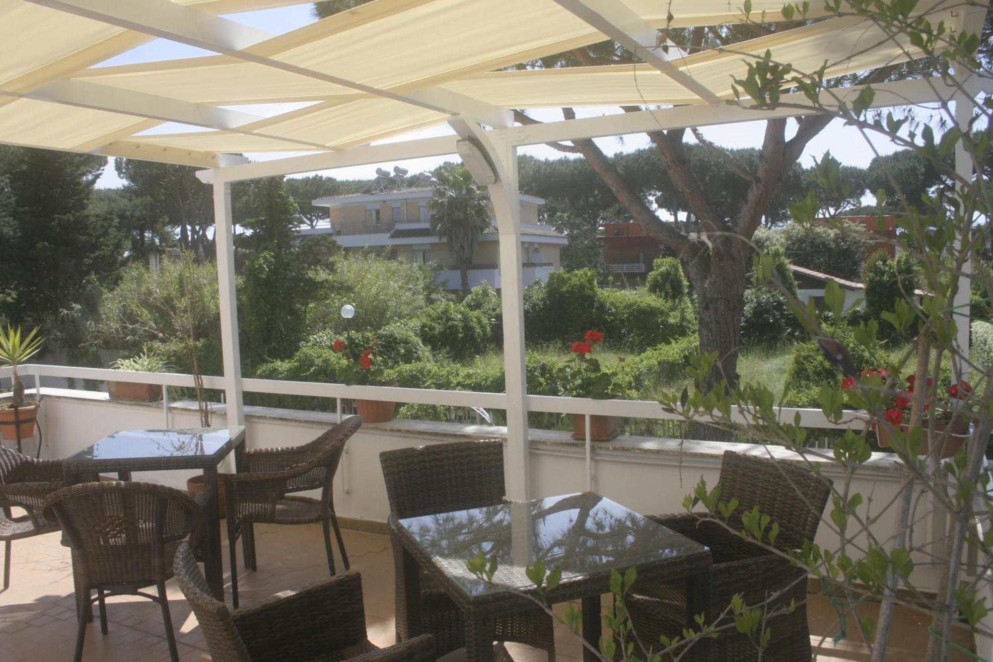 Hotel Anna Terracina Esterno foto