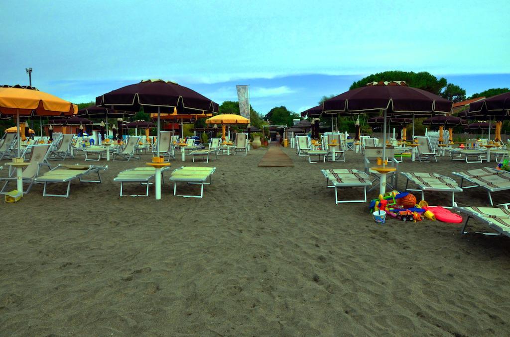 Hotel Anna Terracina Esterno foto