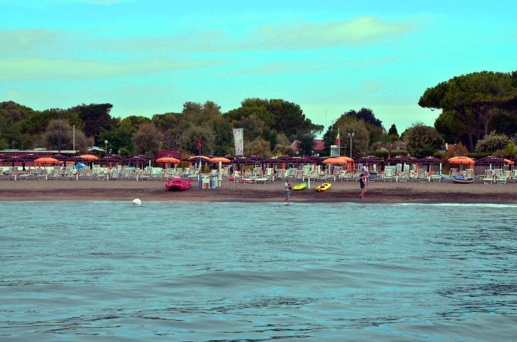 Hotel Anna Terracina Esterno foto