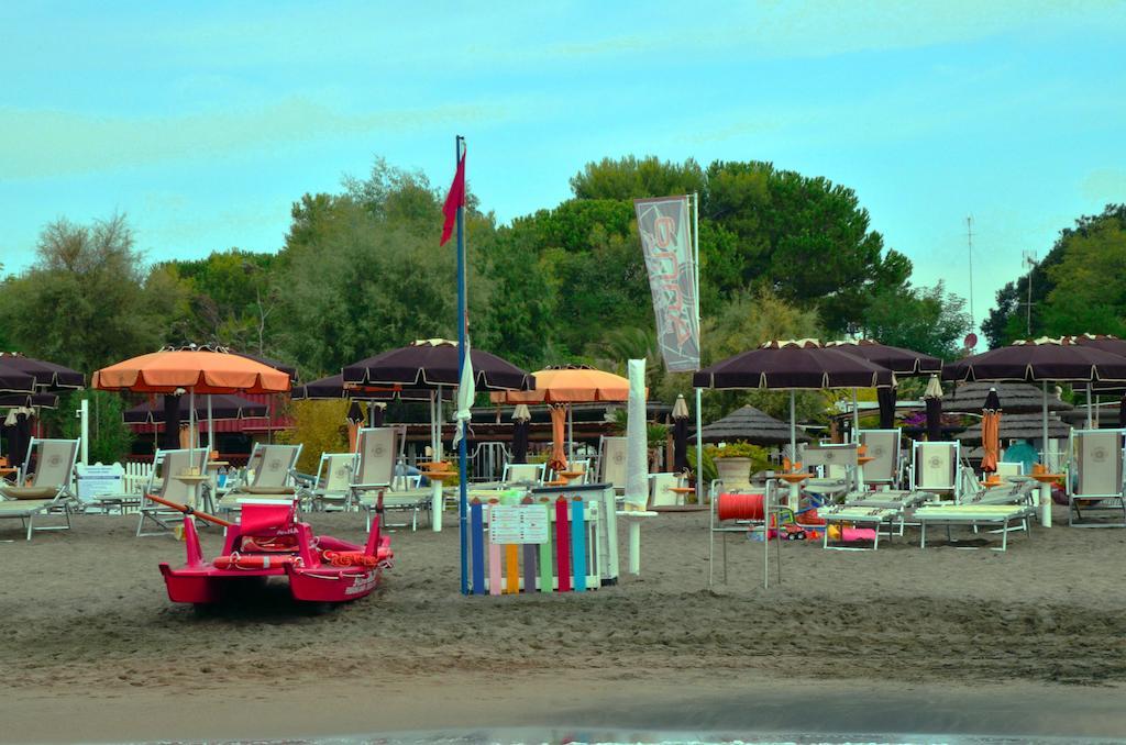 Hotel Anna Terracina Esterno foto
