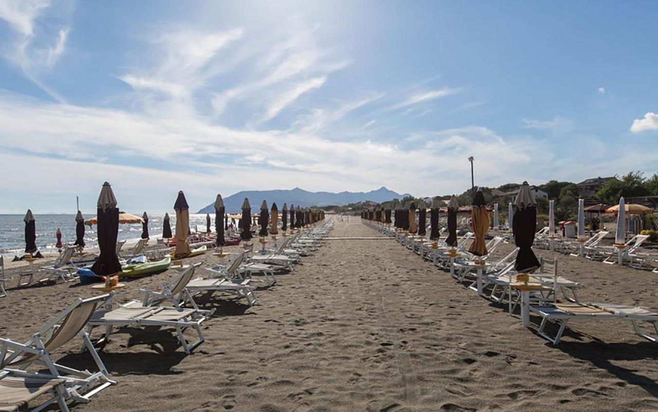 Hotel Anna Terracina Esterno foto