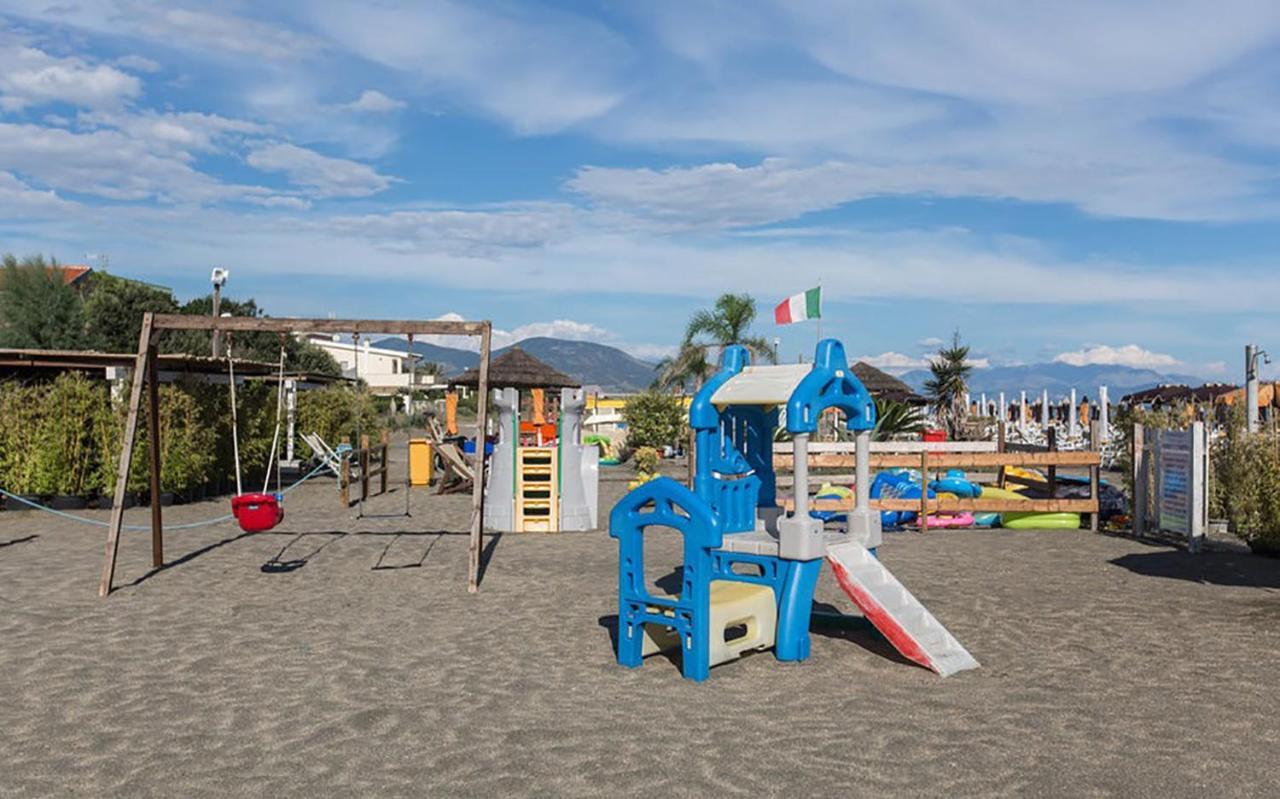 Hotel Anna Terracina Esterno foto