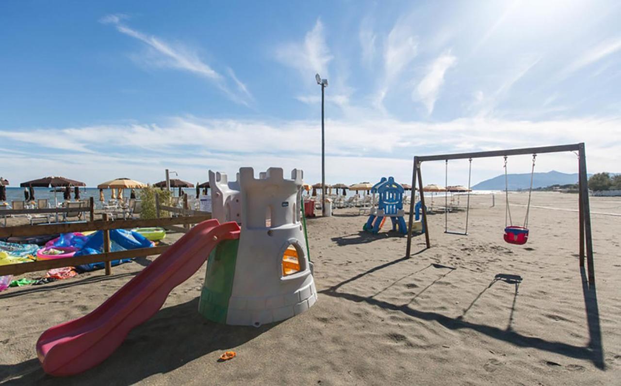 Hotel Anna Terracina Esterno foto