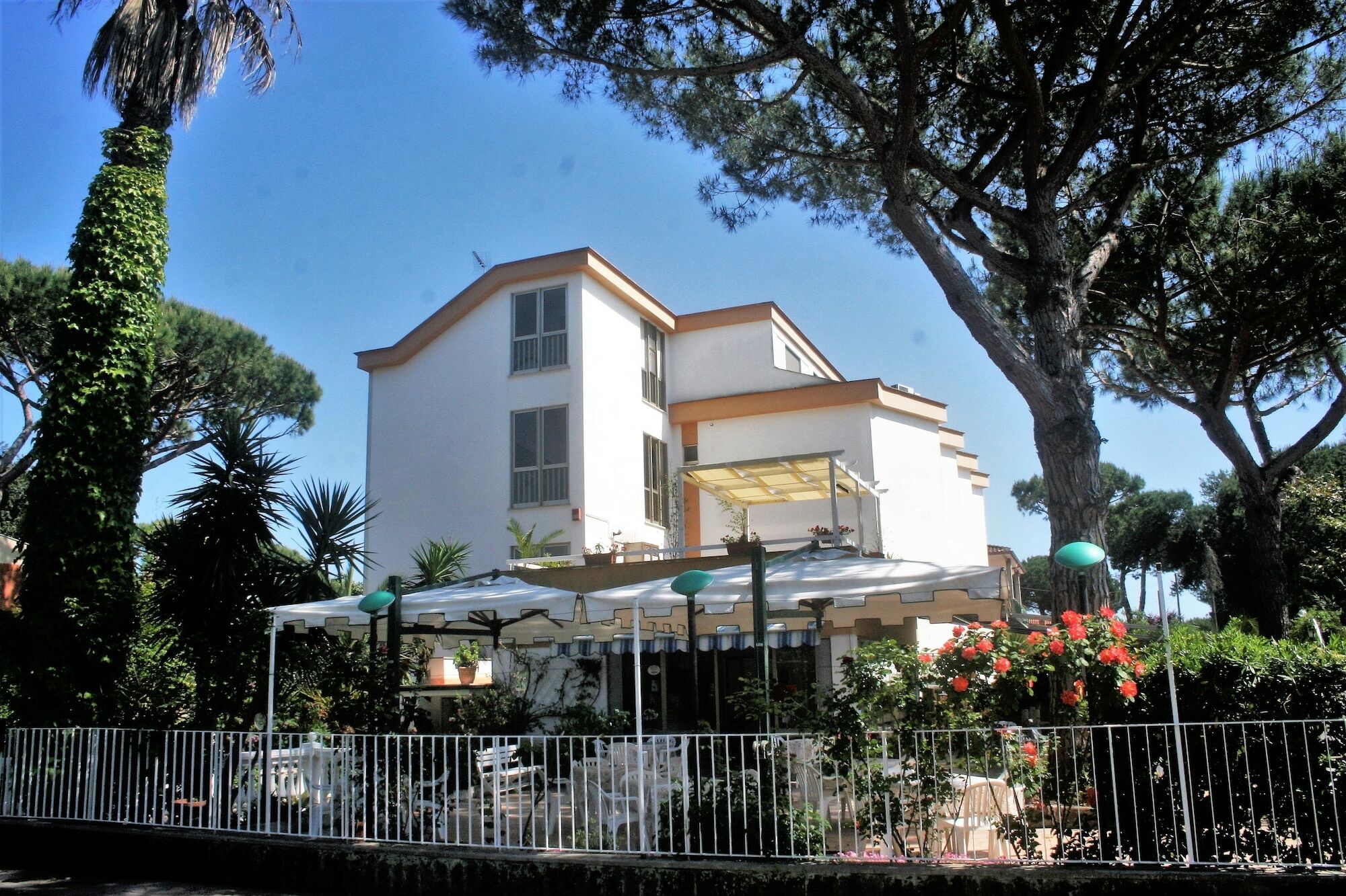 Hotel Anna Terracina Esterno foto